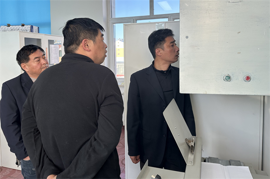 1739428215850142.jpg ECA1BE77BA29F1AE7BCB07E9A3627F78.jpg