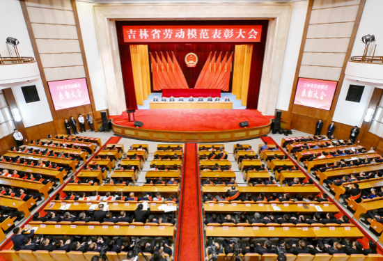 1740985344629018.png 2.png