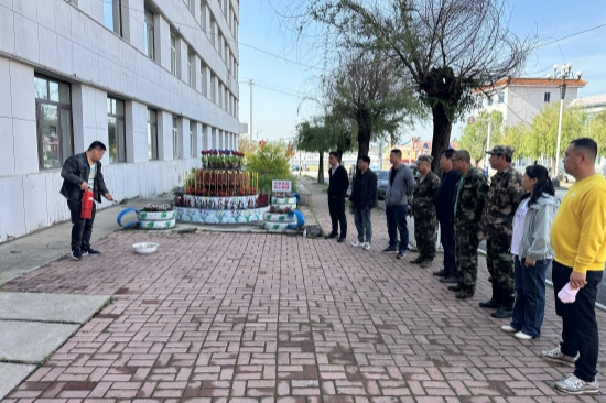 1750386290501403.jpg 綜合調(diào)查設計處開展消防安全演練(1).jpg